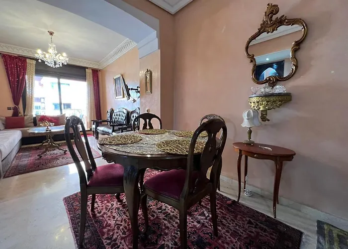 Luxury Apartment In The Heart Of Gueliz , Wifi, Pool