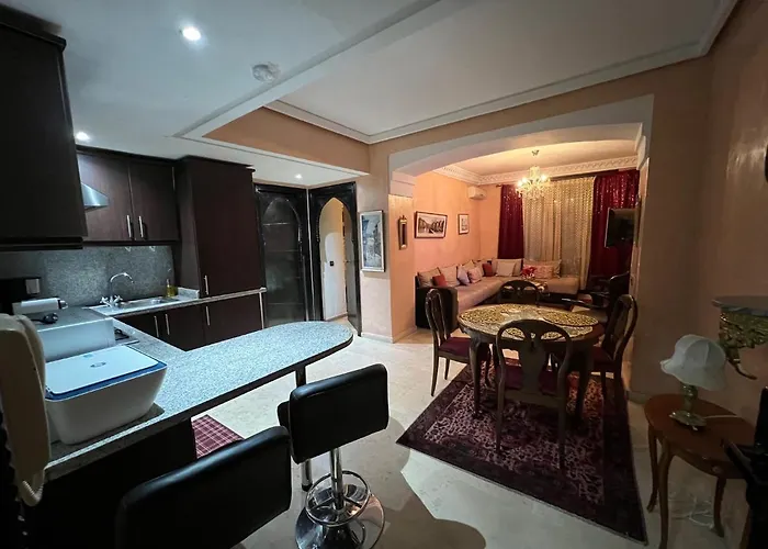 Luxury Apartment In The Heart Of Gueliz , Wifi, Pool